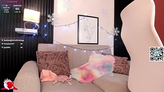 Sirenita_petitexoxo's cam snapshot