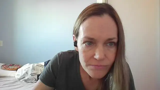 Annylove1's cam snapshot