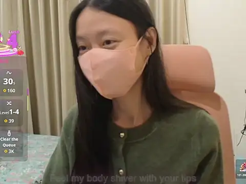 Lil-Cherries live sex cam