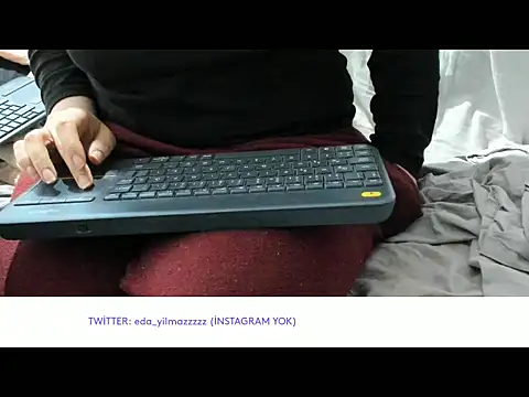 sexy_modelll's cam snapshot