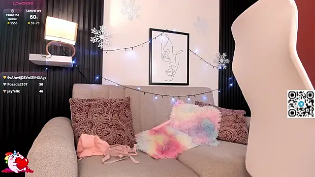 Sirenita_petitexoxo's cam snapshot