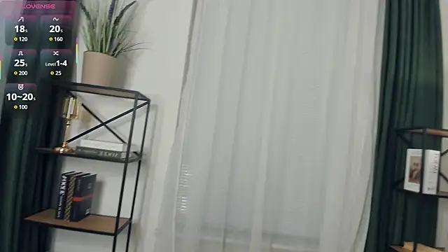 SerrenaAa's cam snapshot