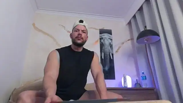 enzo_herrera01 live sex cam