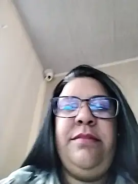 Carameloswing1 live sex cam