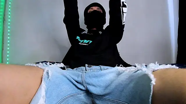 Samuel_Suarez live sex cam