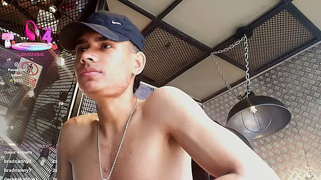 PeterSanders1 live sex cam