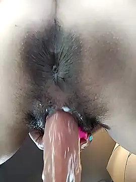 Valentina_Squirt- live sex cam