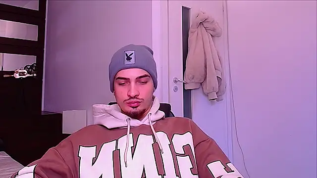 BrandonTate live sex cam