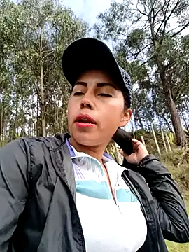 _andrea30 live sex cam