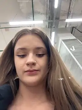 KittyQueeny live sex cam