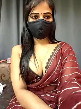 Misss-julli live sex cam