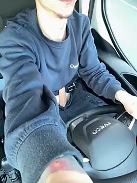 Davide9910x live sex cam