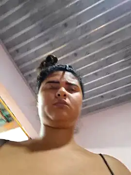 sexy-latin10 live sex cam