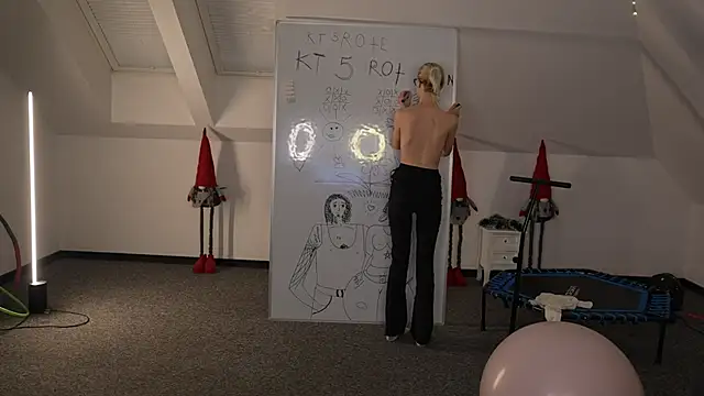 Jessica_start's cam snapshot