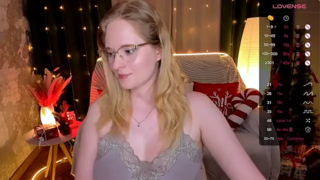 Aemilia_'s cam snapshot