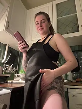 MayaMystic's cam snapshot