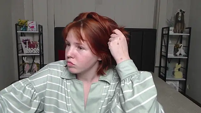 EvelinaRedfox's cam snapshot