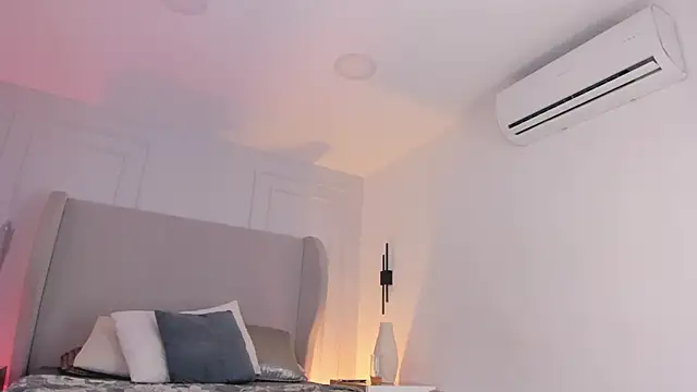 chloe_d's cam snapshot