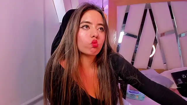 ary_cooper_'s cam snapshot