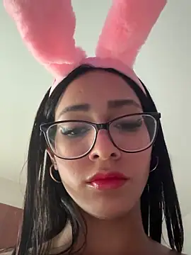 Little_channel_'s cam snapshot