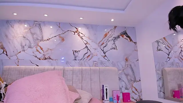 kiana_cream's cam snapshot