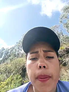 _andrea30 live sex cam