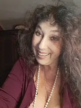 GypsyEsmeralda live sex cam