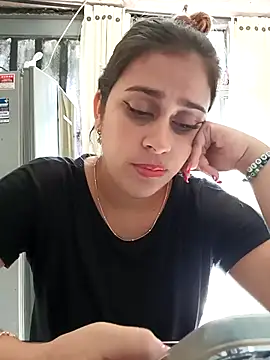 Latina_sexy1 live sex cam