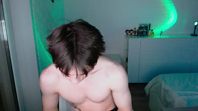 MarkusDean live sex cam