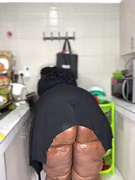 MsWhiteChocolatte live sex cam