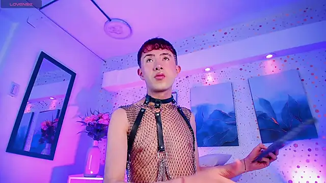 Noah_Xitruxx live sex cam