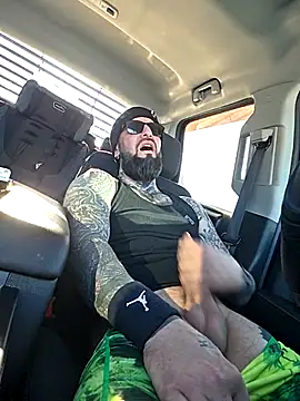 Beardedtattood live sex cam