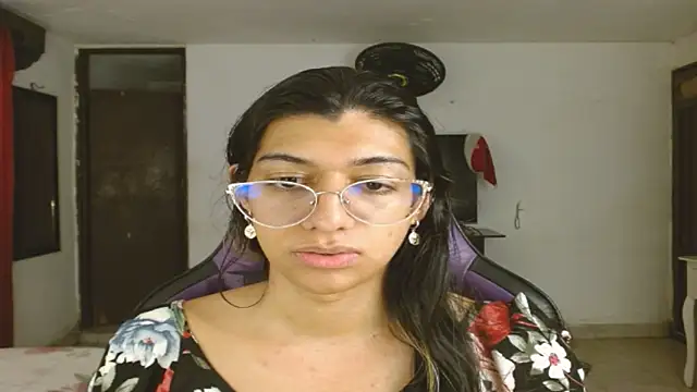 engielphoenis14 live sex cam