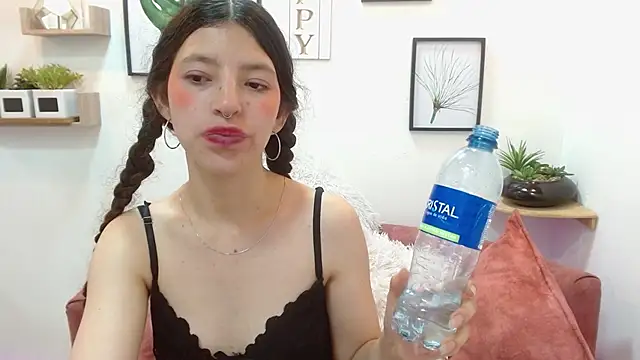 miss_nami_1's cam snapshot