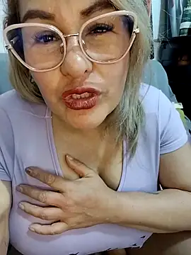 AlexxiaaMat's cam snapshot