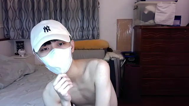 kai101010's cam snapshot