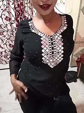 Itz_Mayra_'s cam snapshot