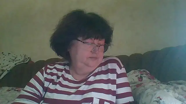 MilaSky5303's cam snapshot