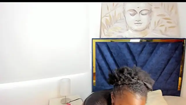 LunaDIaz_'s cam snapshot