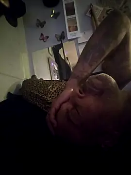 ShysluutGia's cam snapshot