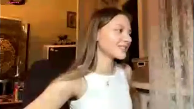 EnergeticMona's cam snapshot