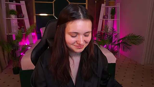 Oliviia_Rose's cam snapshot