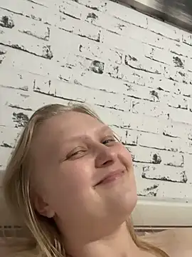 hotgoodgirll's cam snapshot