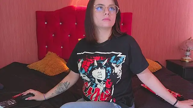 kassandra_james's cam snapshot