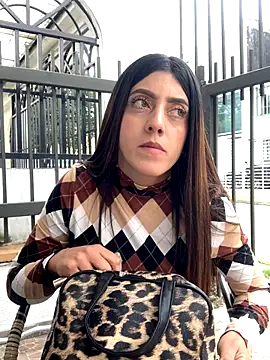 ElectraPink_'s cam snapshot