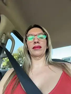 Gatitacarlita live sex cam