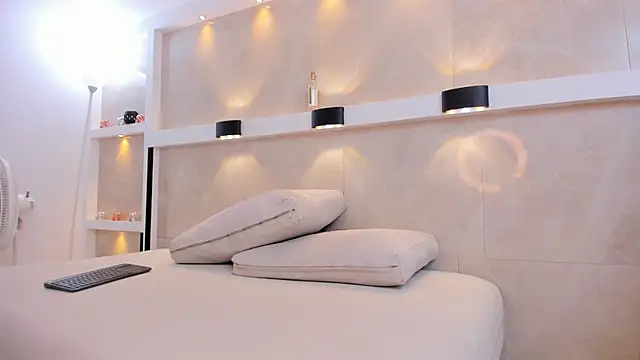 katha_stone's cam snapshot