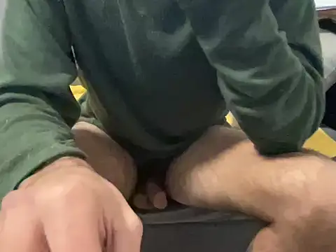 4small4inchlol's cam snapshot