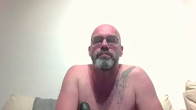 Trident_private's cam snapshot