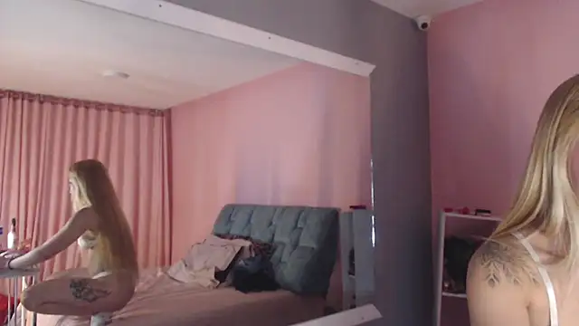 Camila_Russoo's cam snapshot